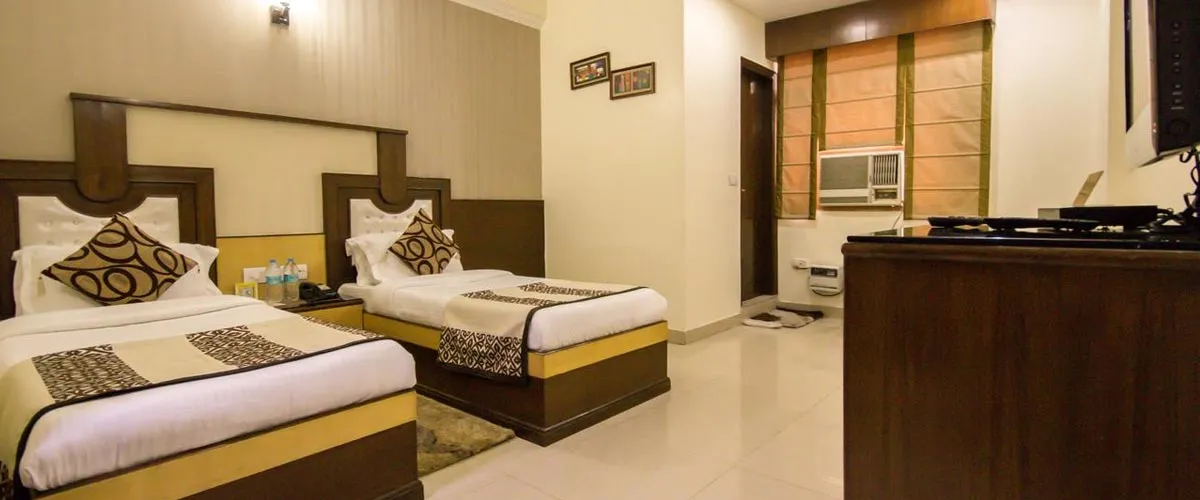 Grand Park Inn Hotel Escorts