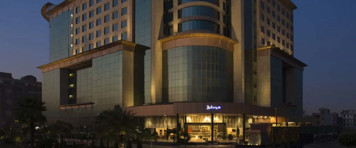 Radisson Blu Kaushambi Hotel Delhi Escorts
